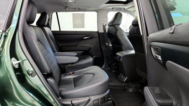 Certified Used 2024 CYPRESS Toyota  image 42