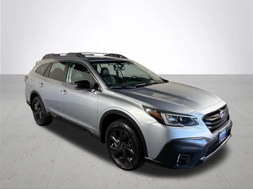 Used 2020 Silver Subaru Onyx Edition XT image 4