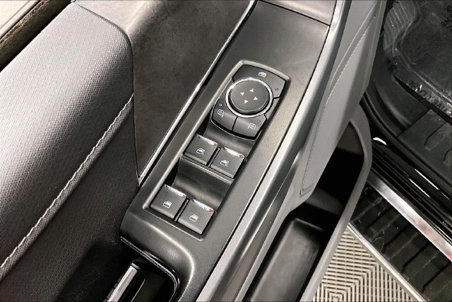 Used 2024 Agate Black Metallic Ford XLT image 30