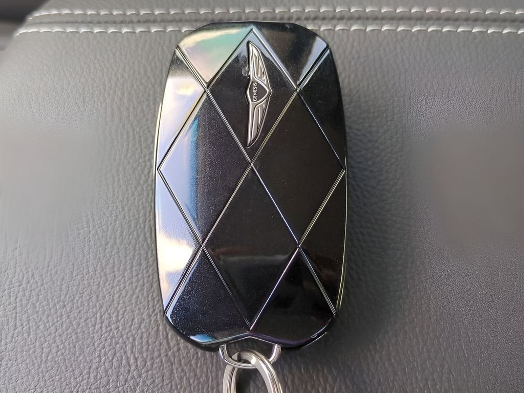 2026 GENESIS G70 Standard - Photo 30