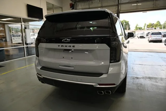 New 2026 Polar White Tricoat Chevrolet High Country image 5