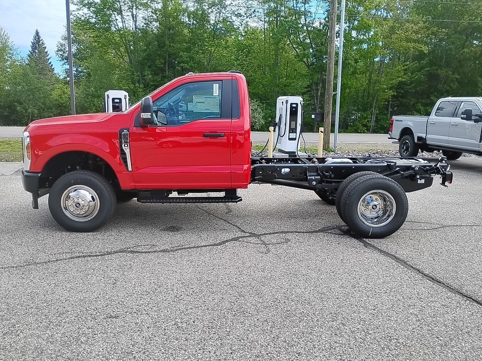 New 2026 Race Red Ford F-350® XL image 4