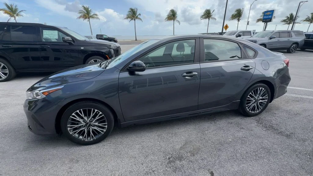 Used 2024 Gray Kia GT-Line image 5