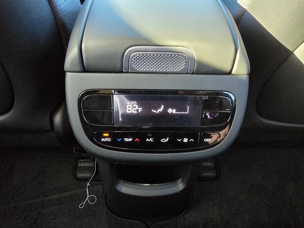 New 2026 Snow White Pearl Hyundai SE image 28