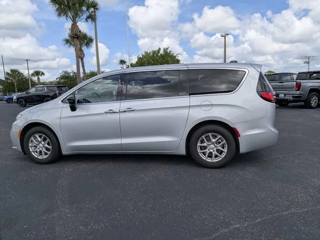 Used 2026 Silver Chrysler Select image 6