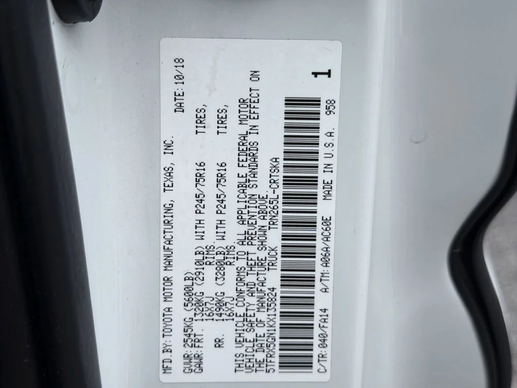 Used 2019 White Toyota SR image 39
