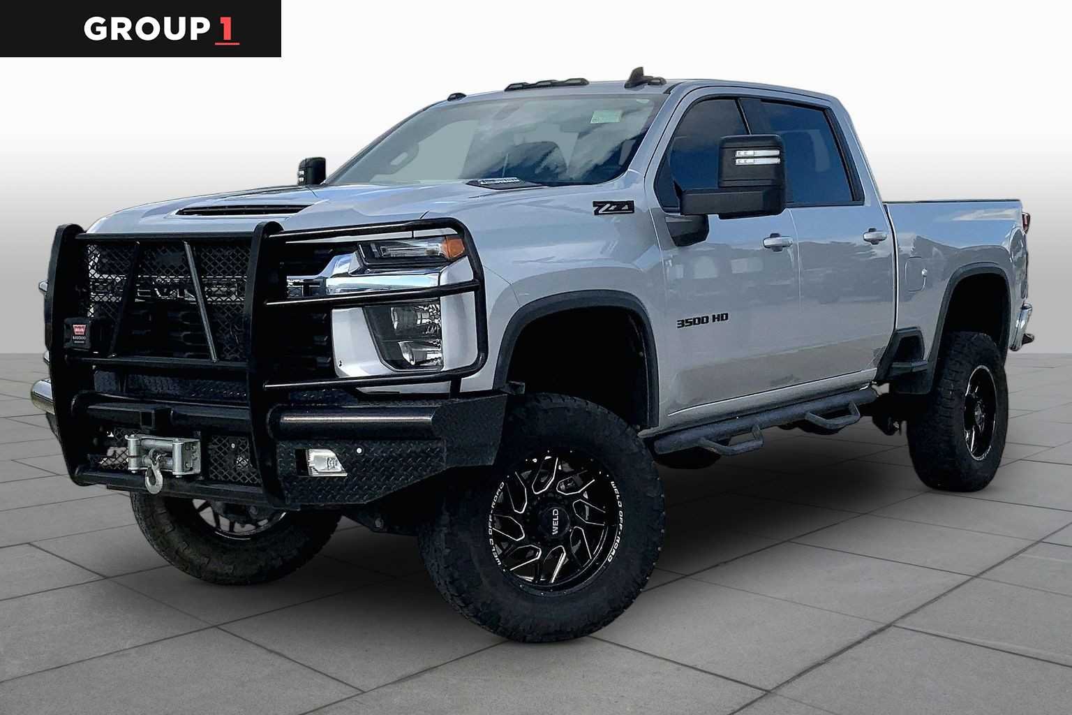 2022 Chevrolet Silverado HD LT 4WD Crew Cab Standard Box SRW's photo