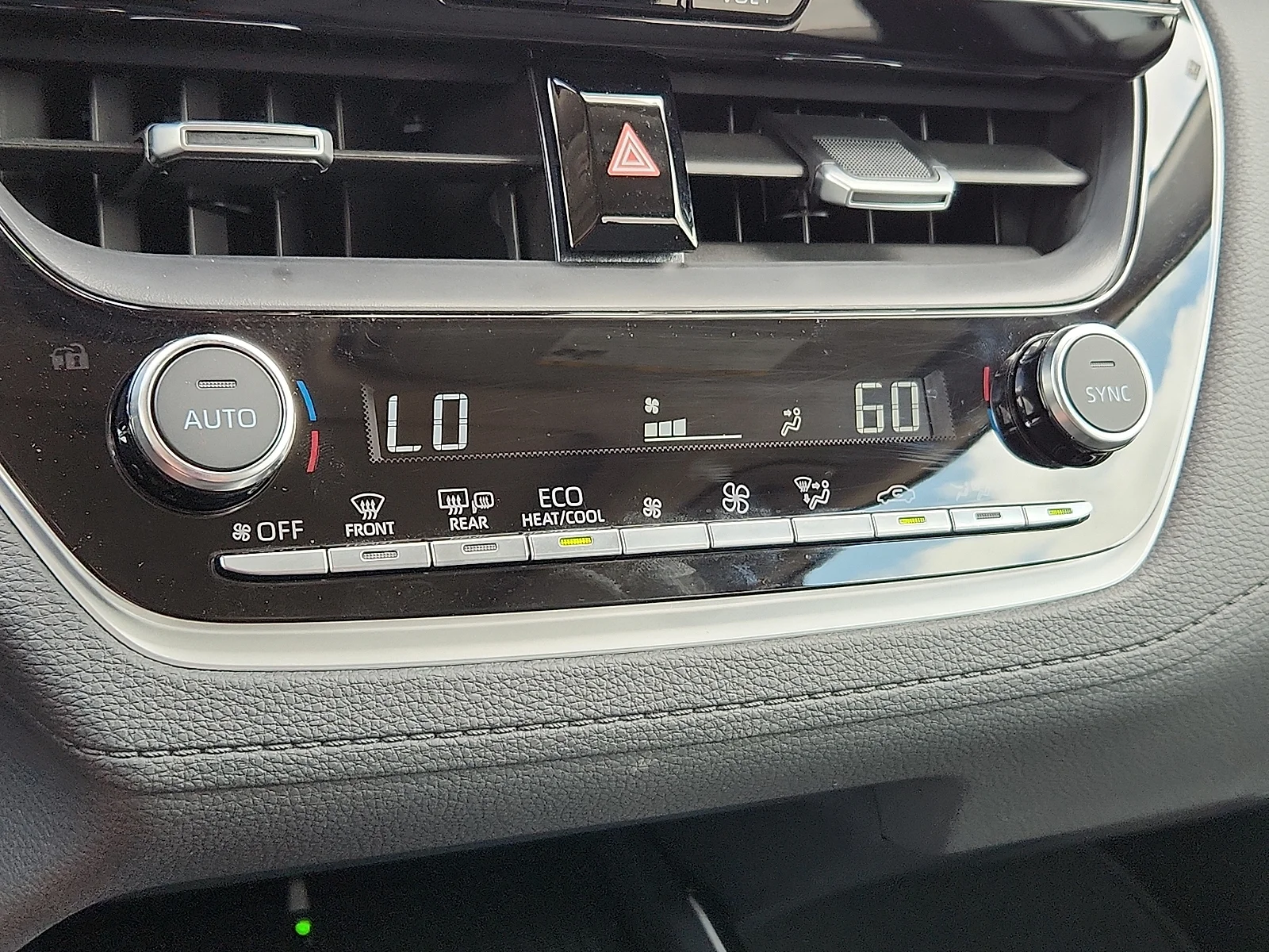 Used 2026 Pearl Toyota XLE image 19