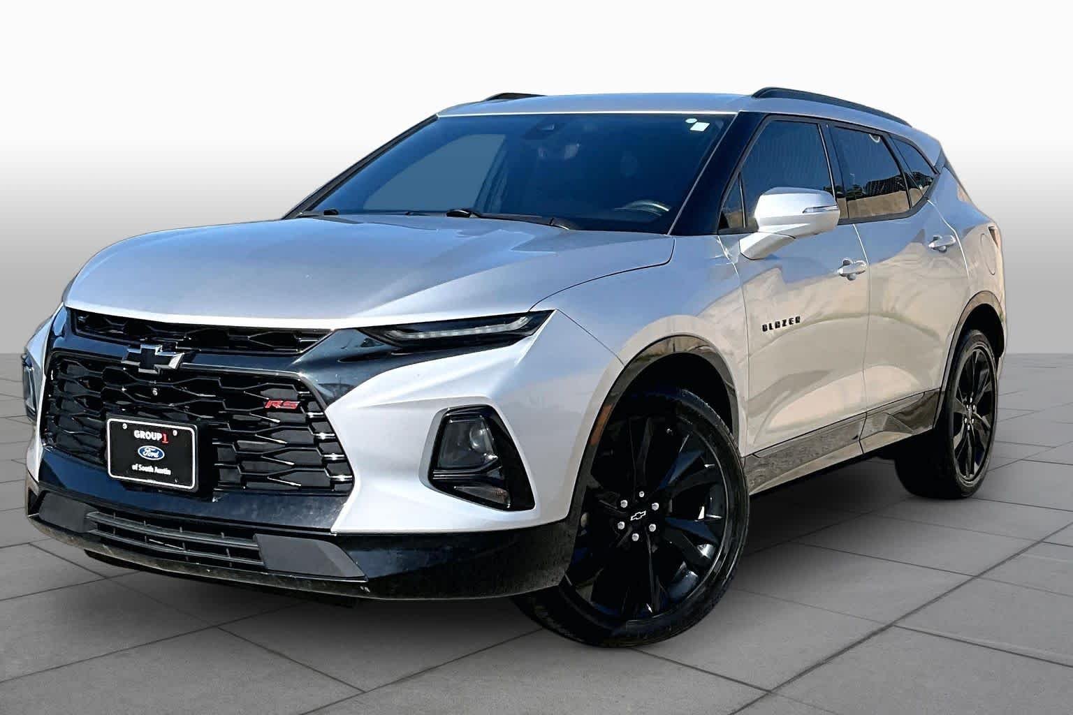 Used 2020 Silver Ice Metallic Chevrolet RS image 36