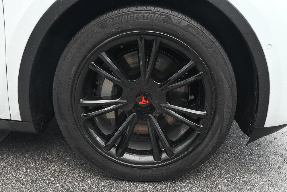 Used 2020  Tesla Long Range image 9