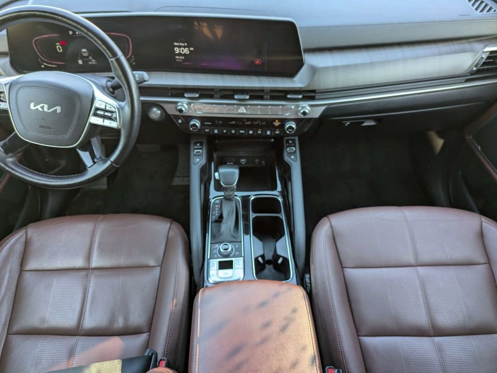 Used 2023 Black Kia EX image 18