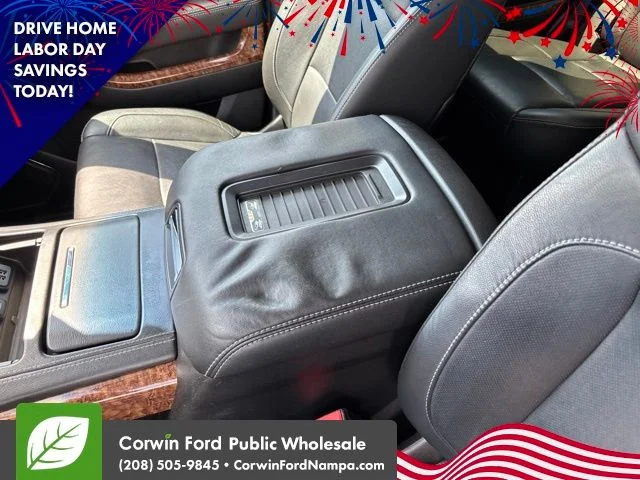 Used 2015 White Diamond Clearcoat Chevrolet  image 22