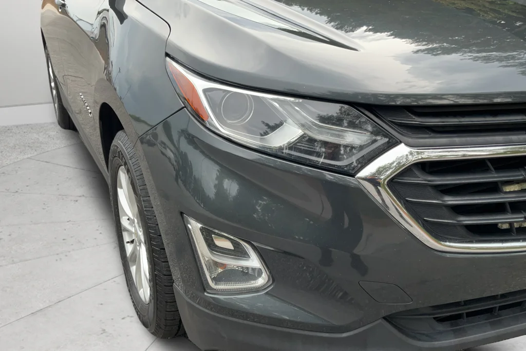 Used 2020 Gray Chevrolet LT image 27
