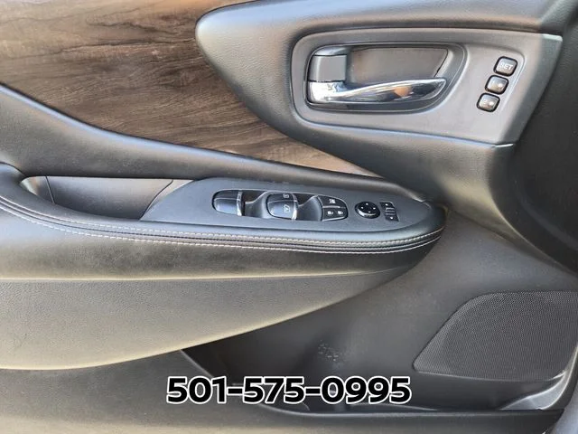 Used 2022 Gray Nissan Platinum image 33