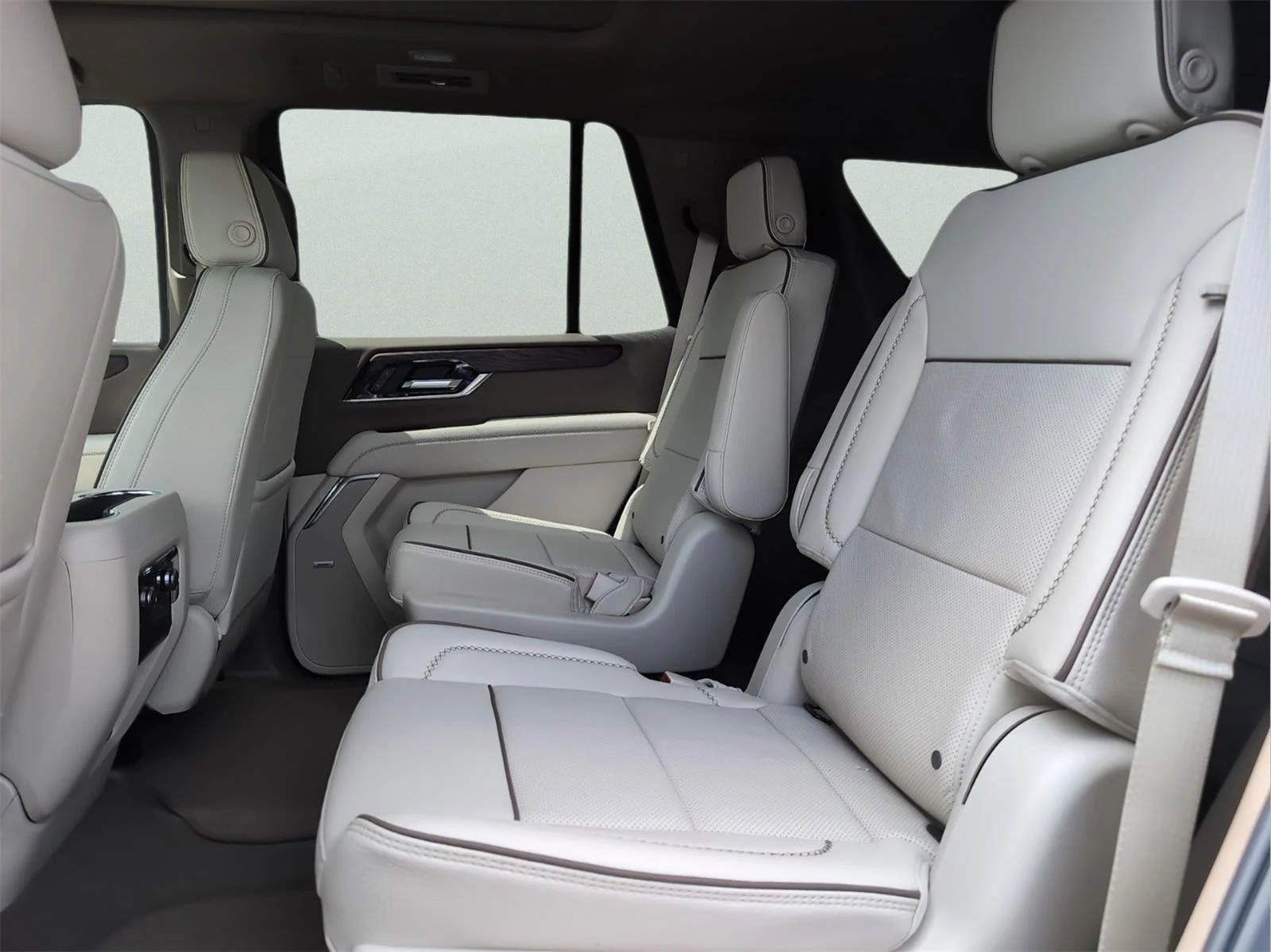 New 2026 Glacier White Tricoat GMC Denali image 21