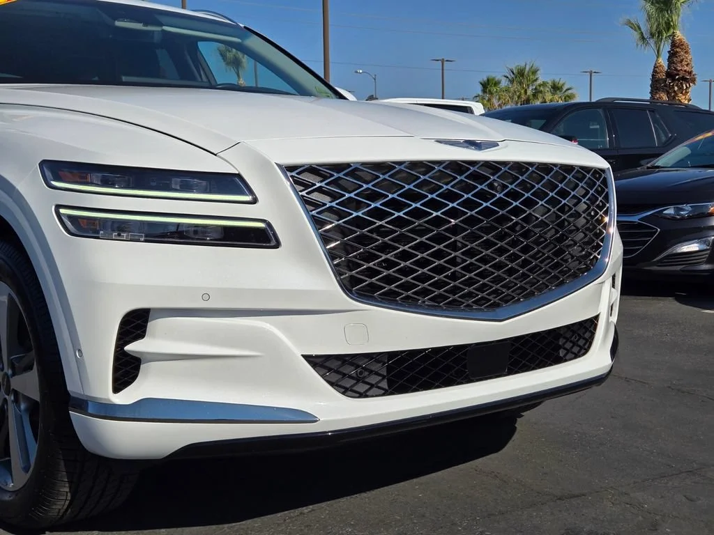 Used 2021 Uyuni White Genesis 4DR AWD 35T image 8