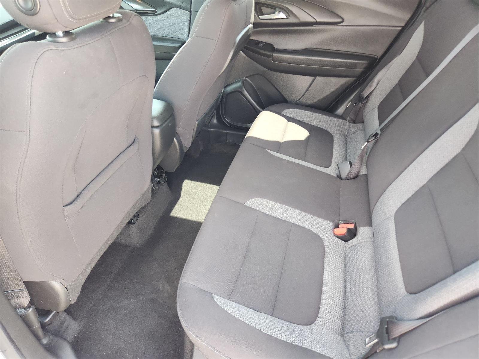 Used 2022 Summit White Chevrolet LT image 29