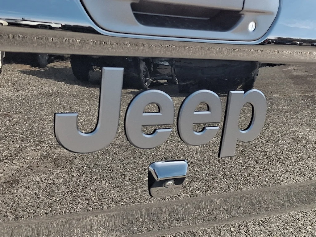 New 2026 Black Clear-Coat Exterior Paint Jeep Sport S image 20