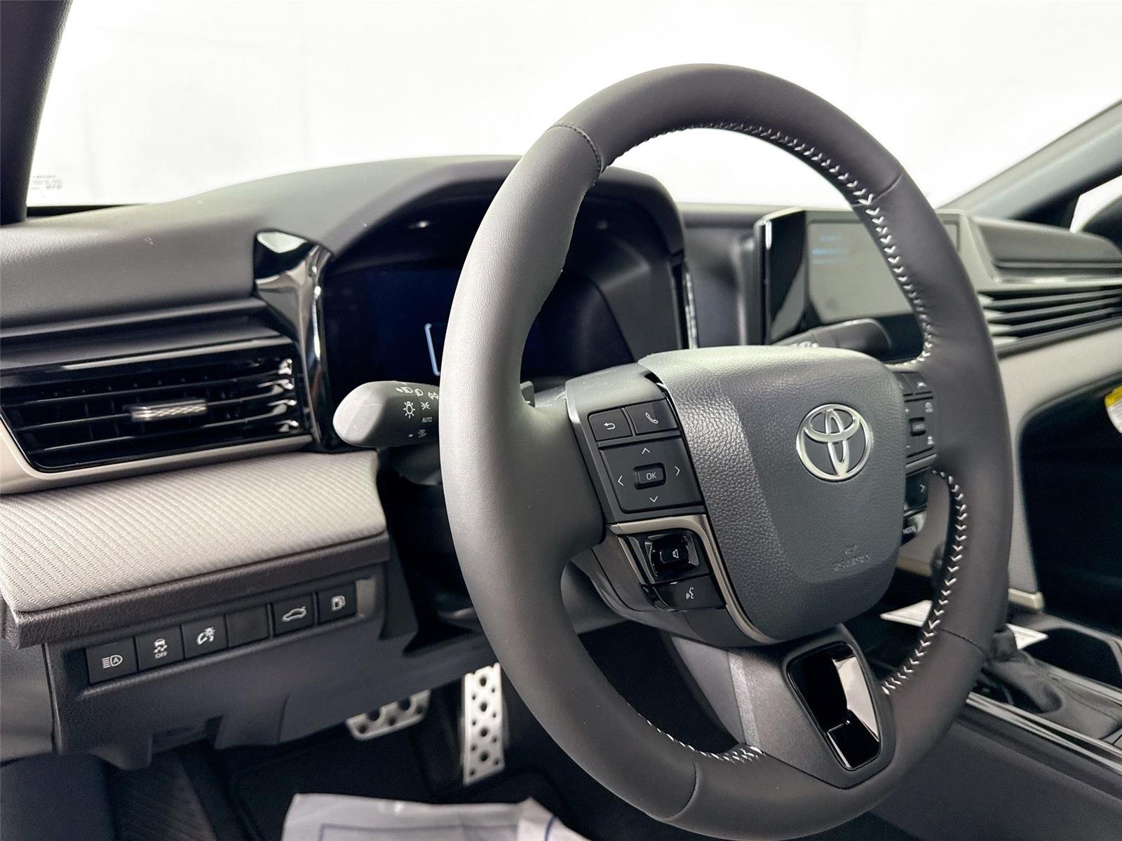 New 2026 Heavy Metal Toyota SE image 14