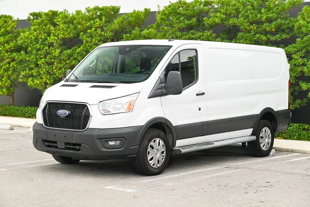 2022 Ford Transit-250 Base