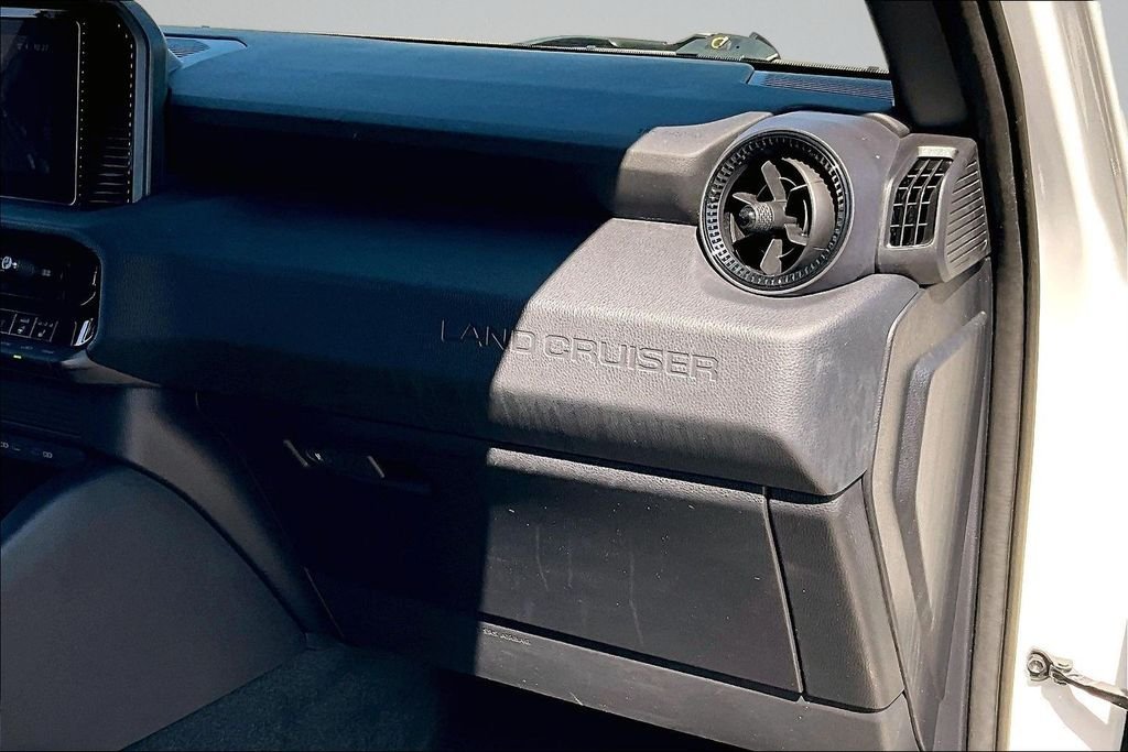 Used 2024 Ice Toyota 1958 image 14