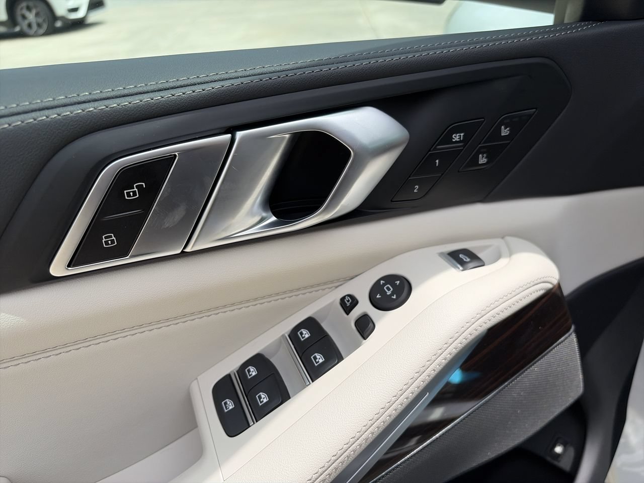 New 2026 Alpine White BMW xDrive50e image 19