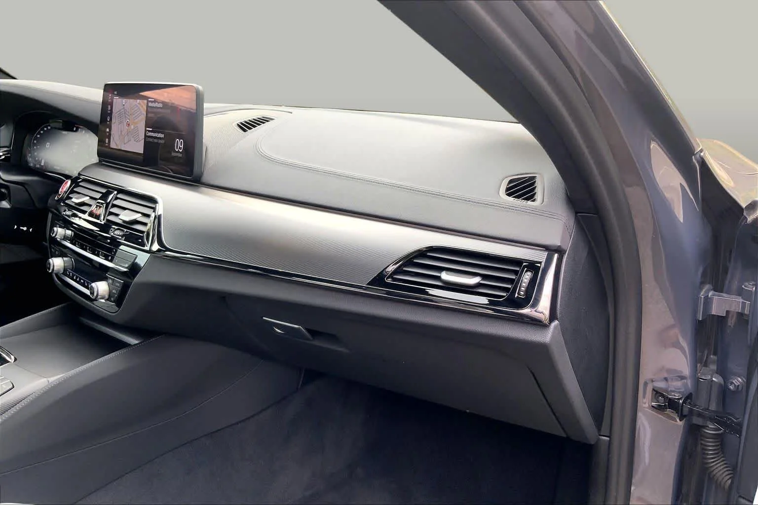 Certified Used 2023 Alvite Grey Metallic BMW  image 18