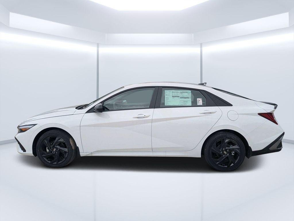 New 2026 White Hyundai SEL Sport image 6