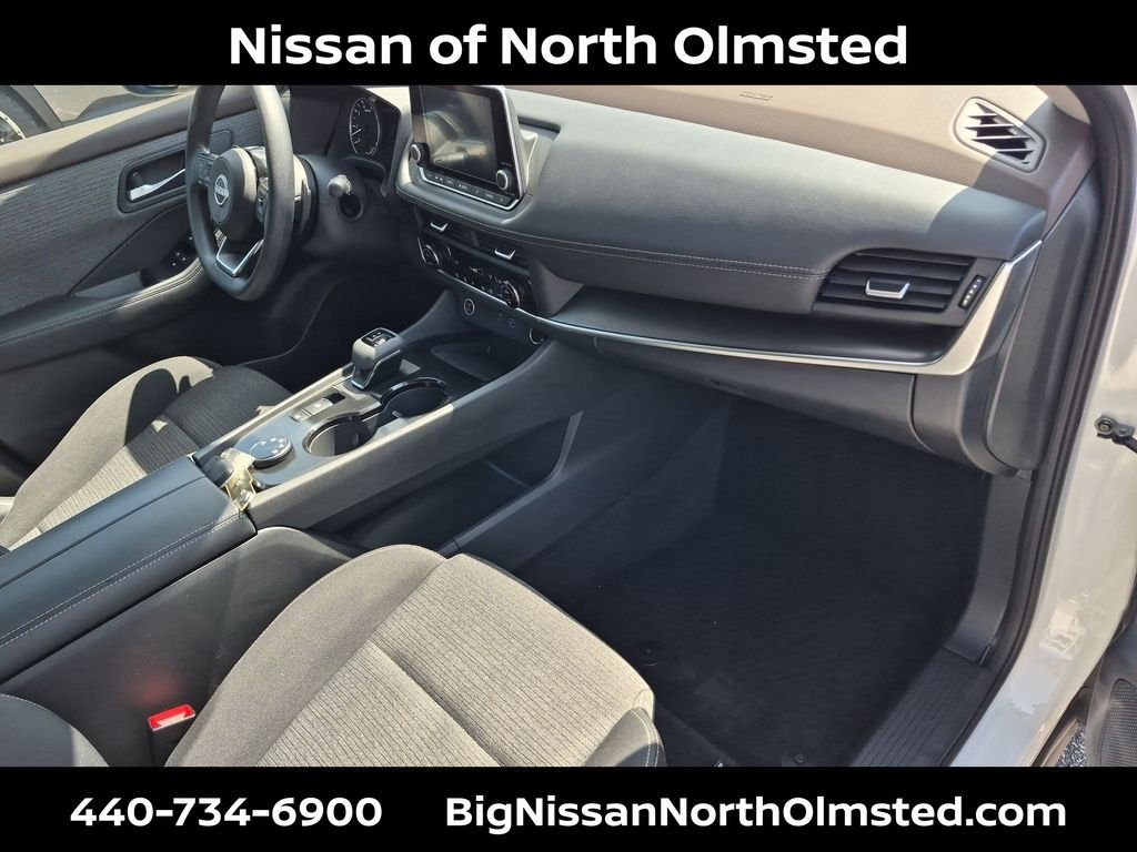 Certified Used 2023 Pearl White Nissan SV image 25