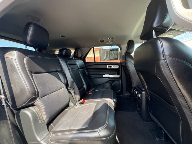 Used 2024 Gray Ford Limited image 15