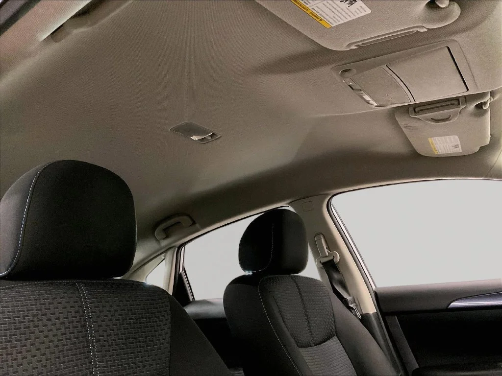 Used 2017 Silver Nissan SR image 26