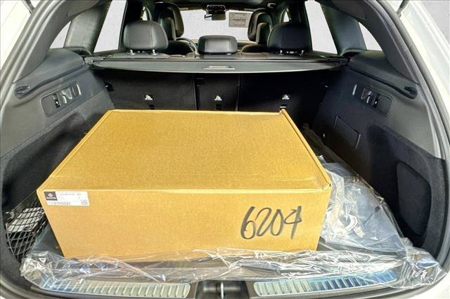 New 2026 Polar White Mercedes-Benz GLC 300 image 54