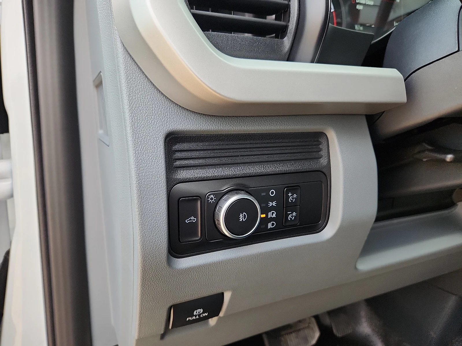 New 2026 Oxford White Ford F-250® XL image 16