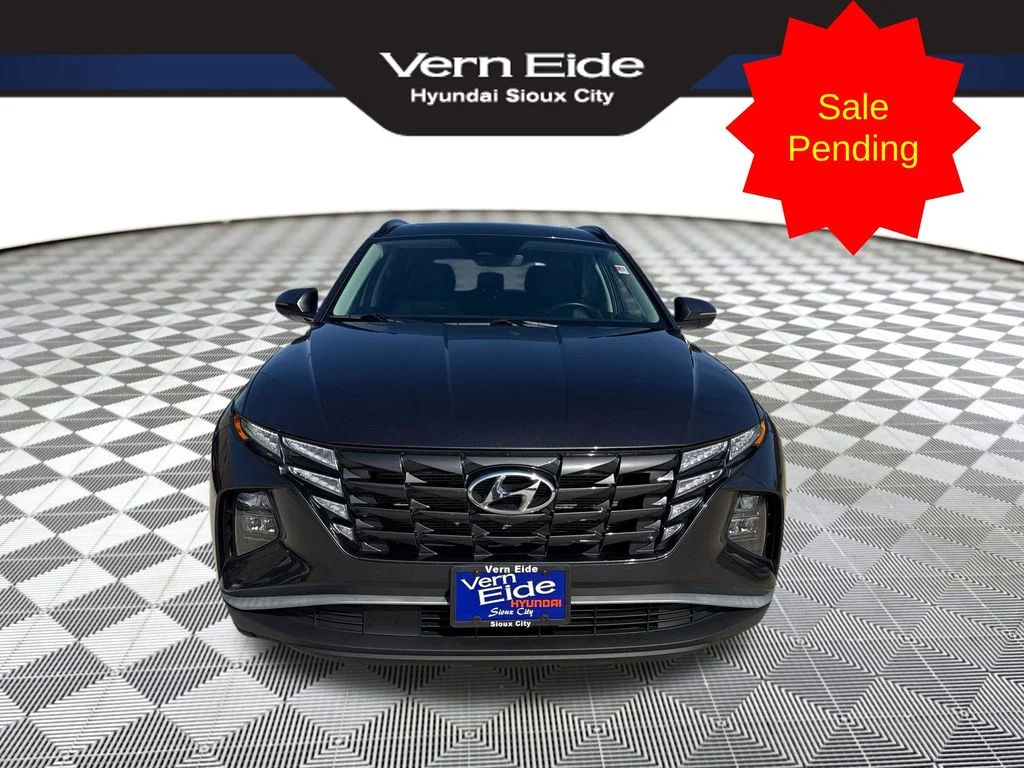 Used 2024 Gray Hyundai SEL image 8