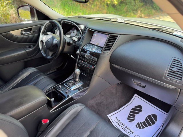 Used 2017 Liquid Platinum INFINITI Base image 19