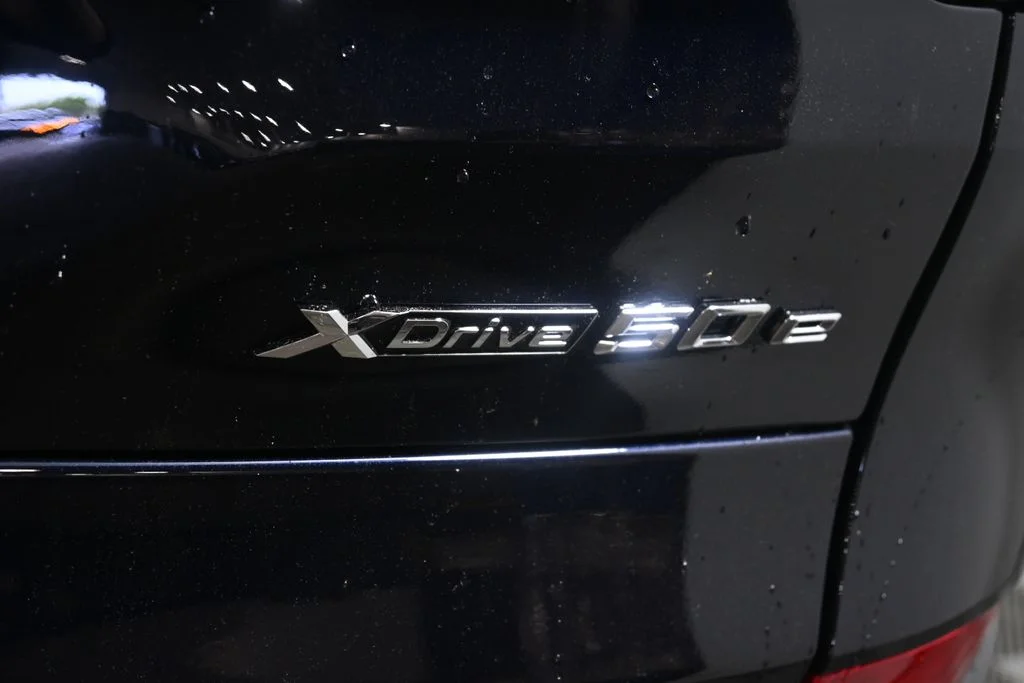 Used 2026 Black BMW xDrive50e image 39