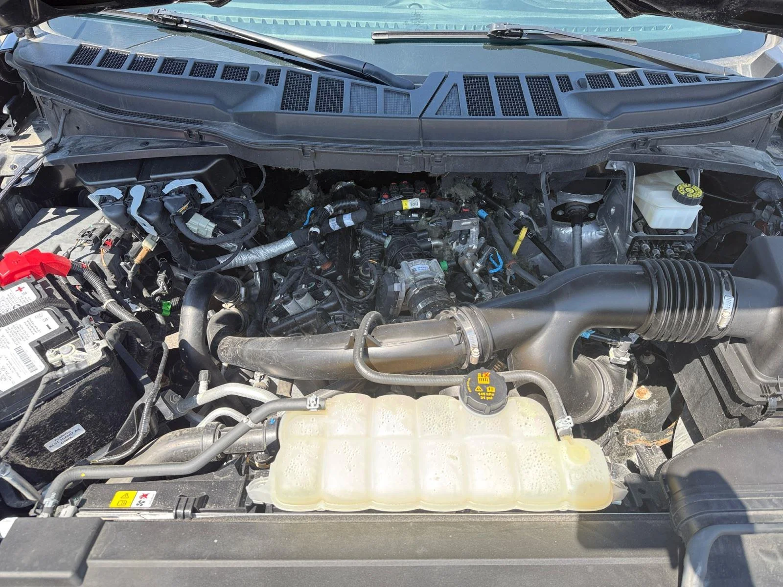 Used 2023 Agate Black Ford XLT image 30