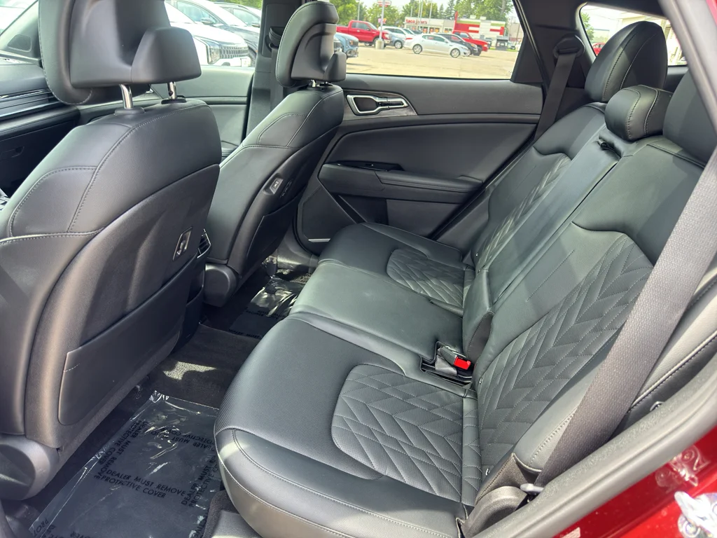 Used 2023 DAWNING RED Kia X-Line image 13