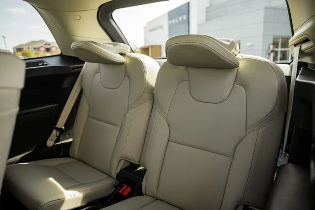 New 2026 Crystal White Volvo T8 Ultra image 35