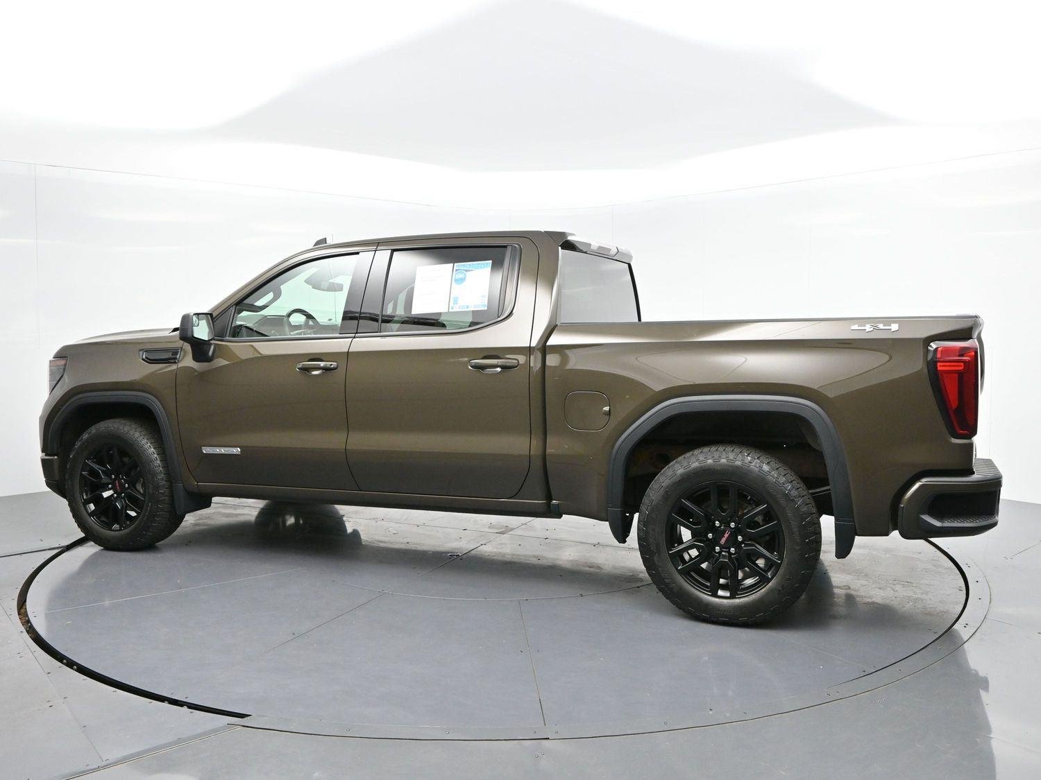 Used 2023 Deep Bronze Metallic GMC Elevation image 5