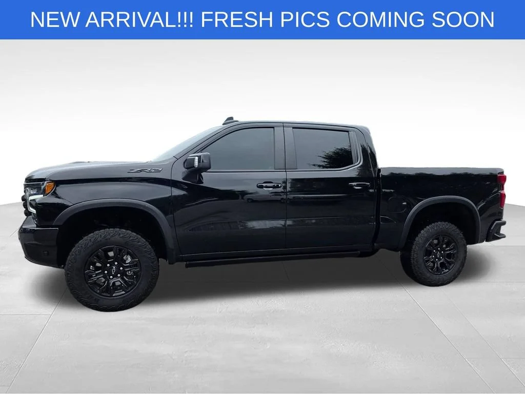 Used 2025 Black Chevrolet ZR2 image 3