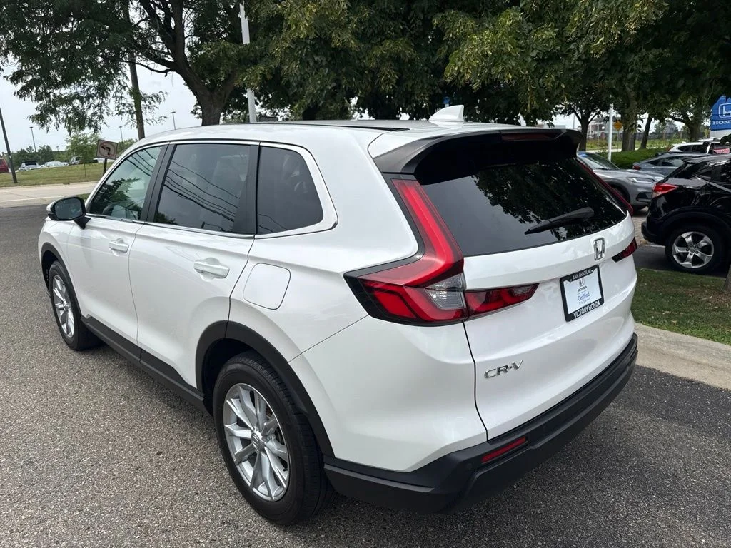 Used 2024  Honda EX-L image 12