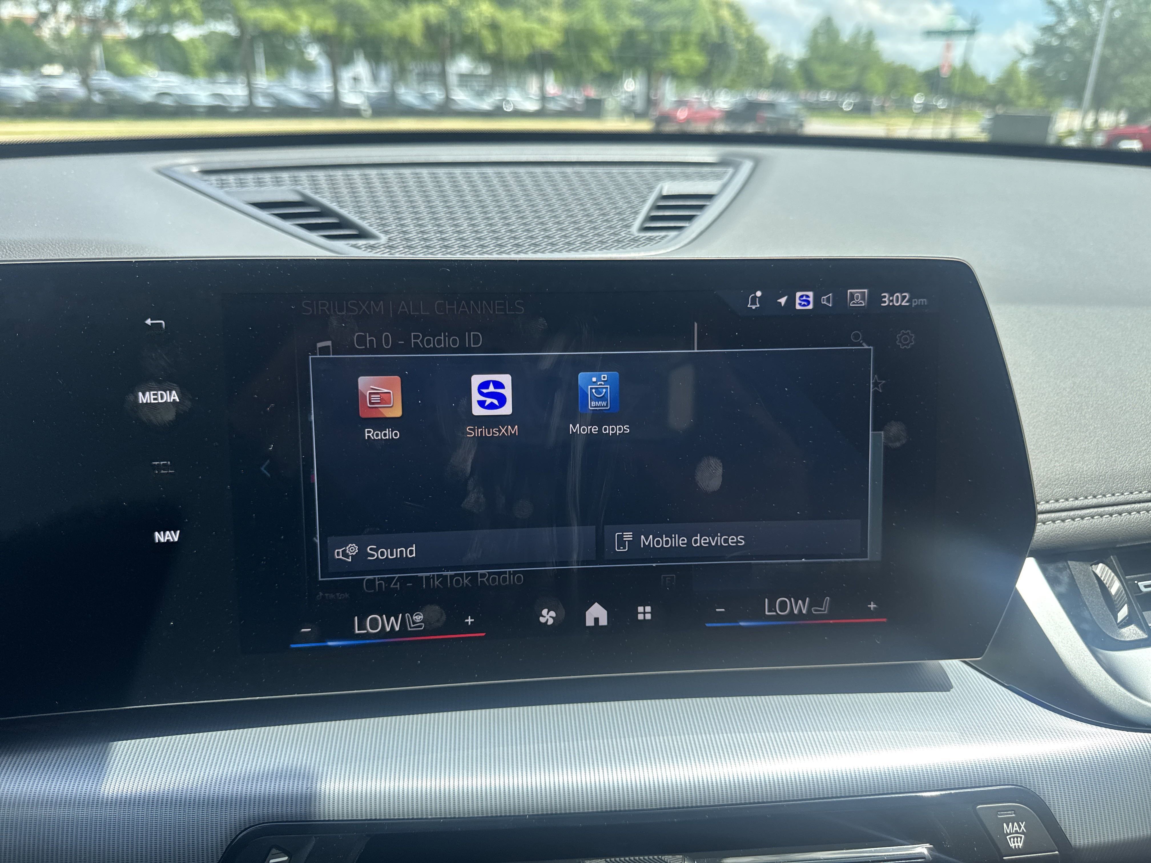 2025 BMW X1 28i - Photo 14