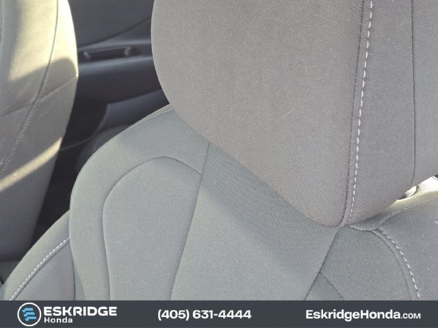 Used 2025 Red Hyundai SEL Convenience image 15