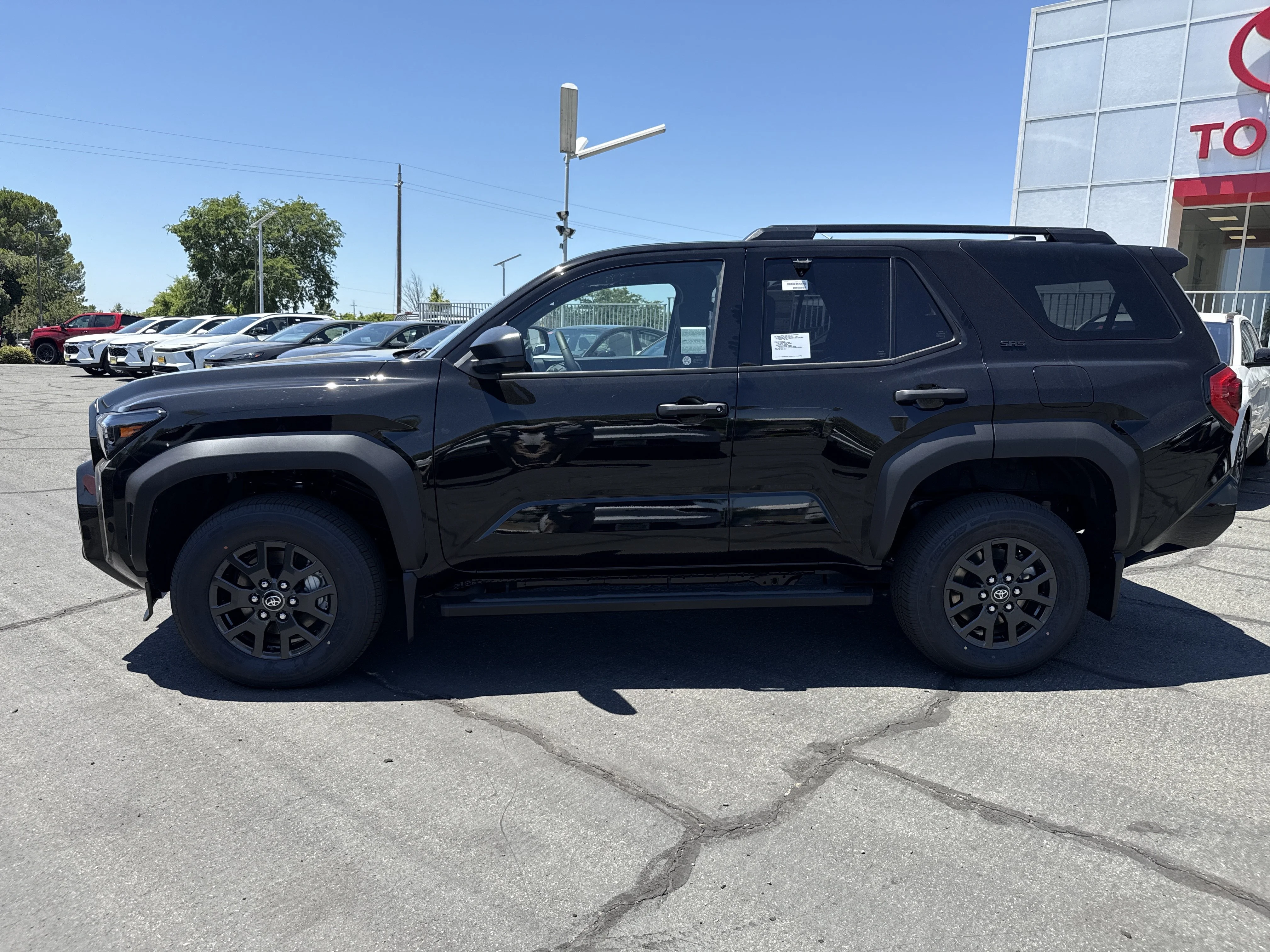 2026 Toyota 4Runner SR5 - Photo 2