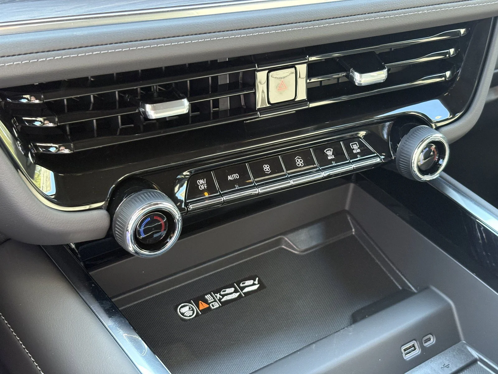2027 Chevrolet Tahoe LT - Photo 28
