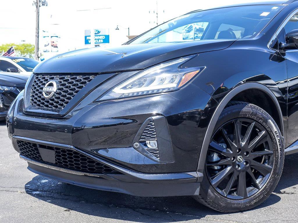 Used 2024 Super Black Nissan SL image 3