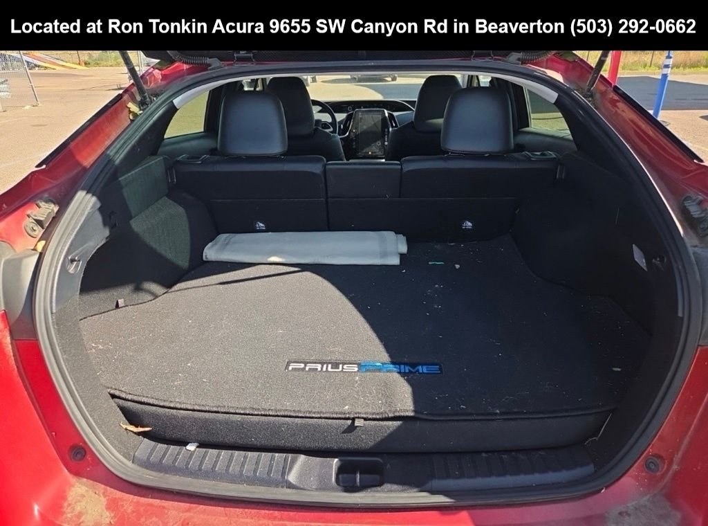 Used 2018 Hypersonic Red Toyota Advanced image 11