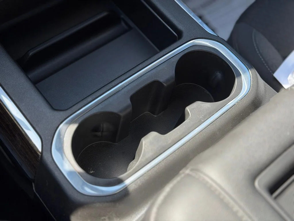 Used 2021 Gray GMC Elevation image 19