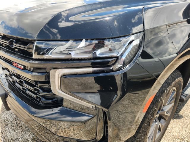 Used 2023 Black Chevrolet Z71 image 8